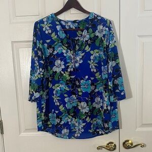 Elegant Floral Blue and Green Blouse lightweight breathable